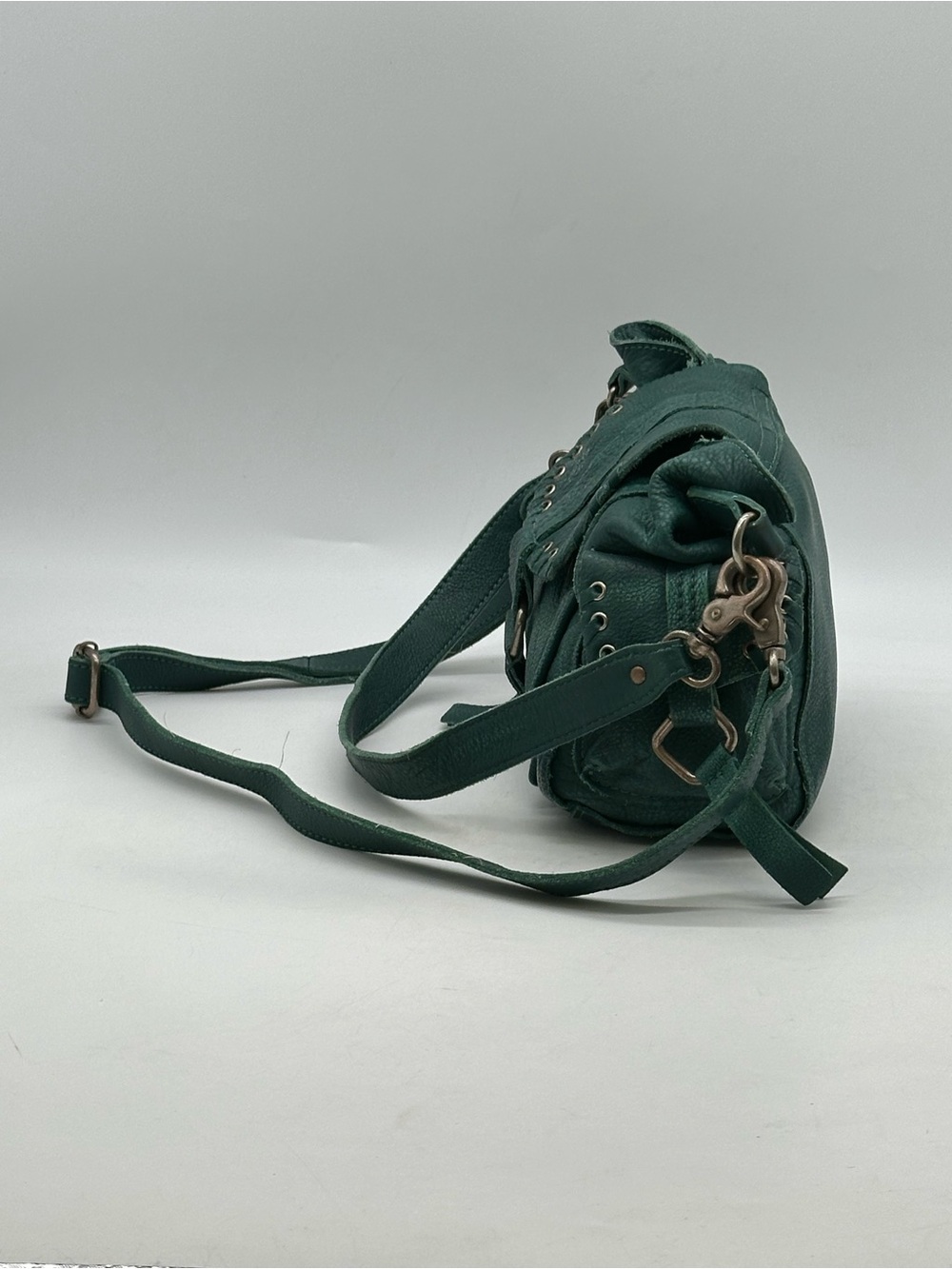 Free People We The Free Baby Leigh Distressed Leather Hobo Bag. - Picture 4 of 8